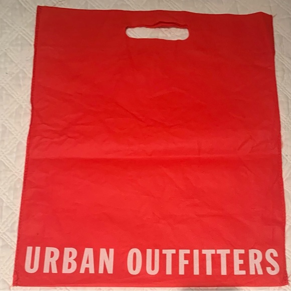 4 urban outfitter retail shopping bags - Picture 9 of 9